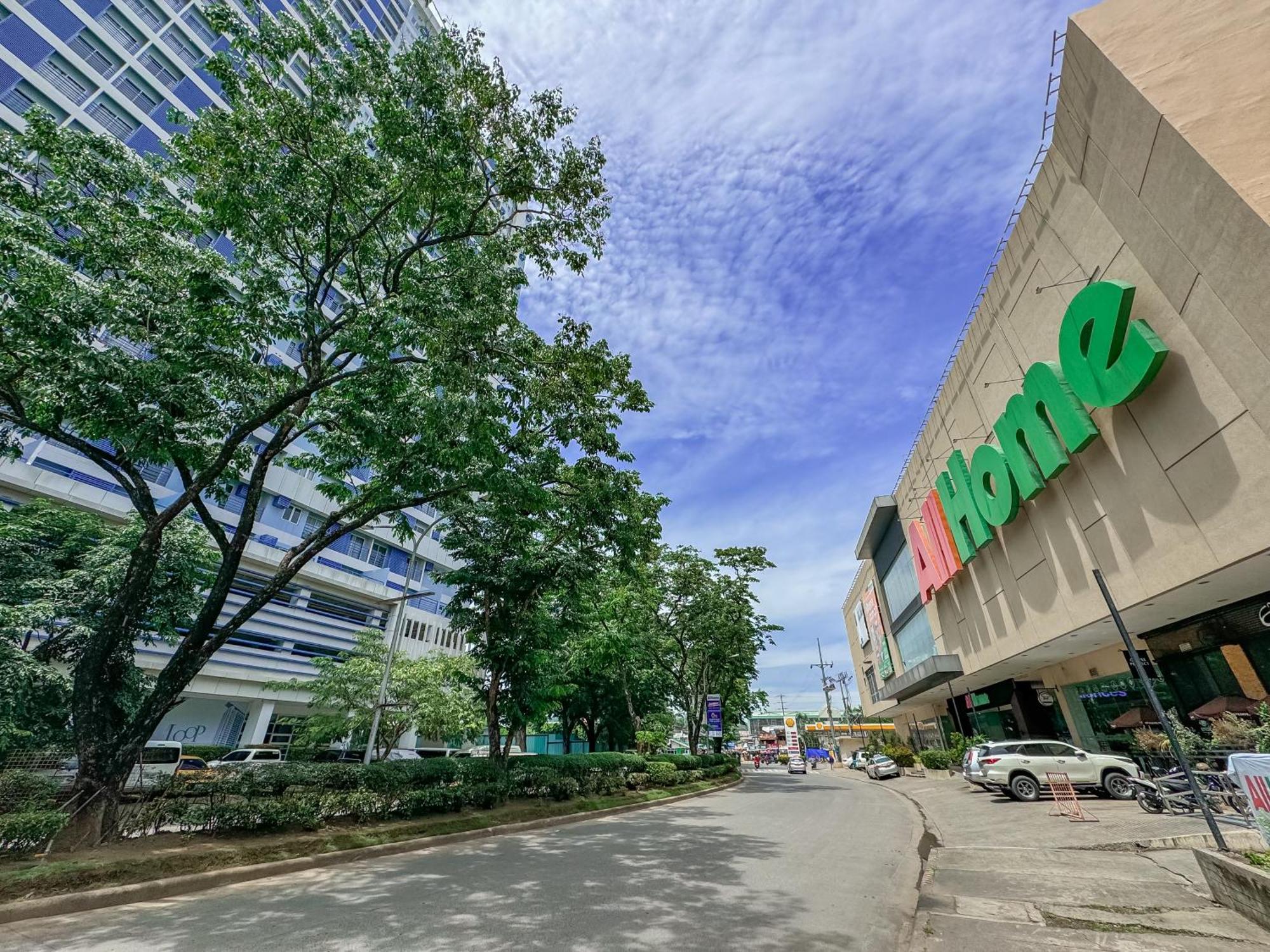 Ferienwohnung The Loop 2Br Fully Furnished Corner Unit W Balcony Cagayan de Oro Exterior foto